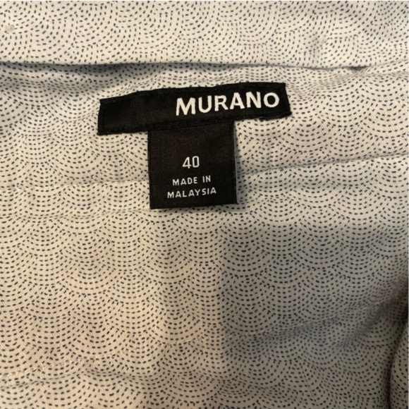 Murano Shorts - Picture 3 of 3